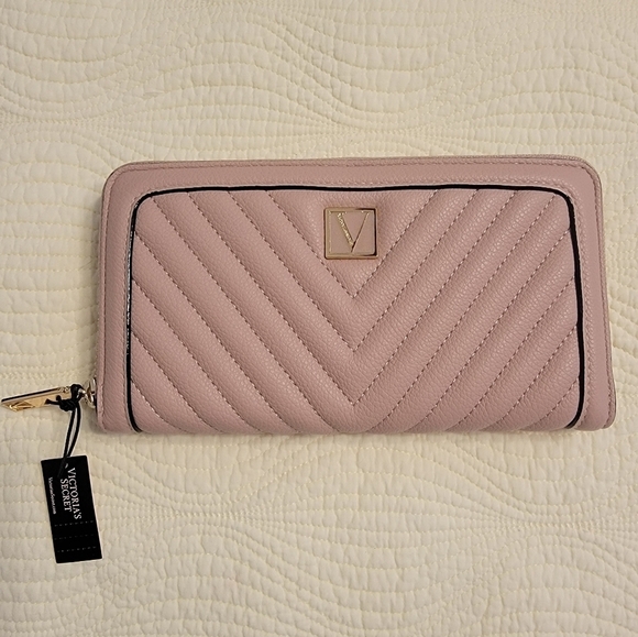 NWT Victoria's Secret Zippered Wallet - Picture 1 of 9